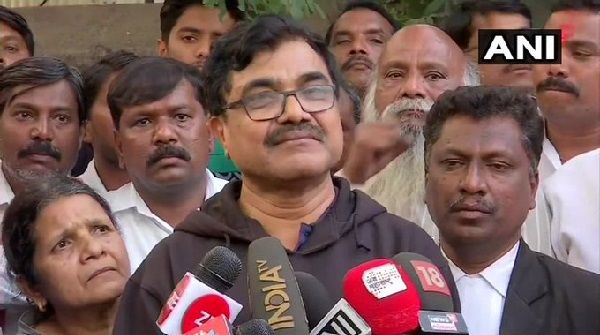 Bhima Koregaon case: आरोपी आनंद तेलतुंबड़े को बॉम्बे हाईकोर्ट ने दी जमानत, लेकिन आदेश पर एक हफ्ते की रोक