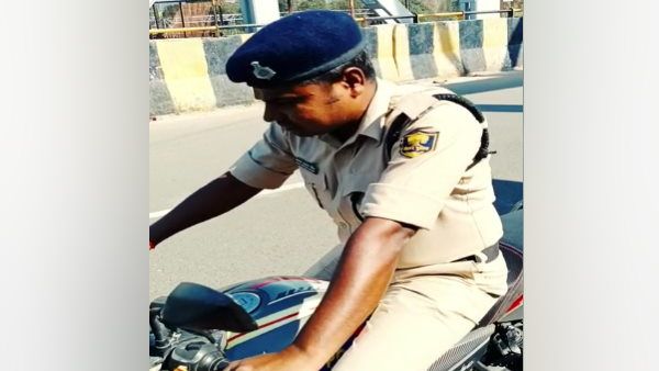 बिहार पुलिस के कांस्टेबल का छठ पूजा पर घर न जाने का छलका दर्द, वीडियो हुआ वायरल