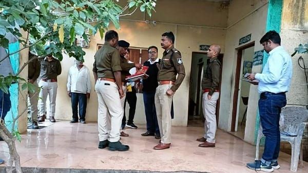 Burhanpur : वन विभाग की चौकी से लूटी बंदूकें, चौकीदार ने पुलिस को बताई आपबीती
