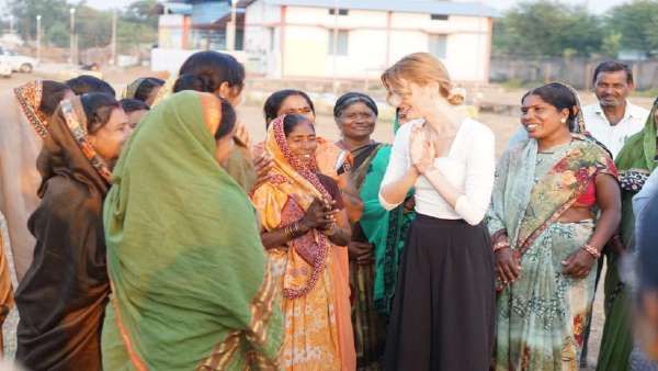 Bemetara: केला तना रेशा उत्पादन से प्रभावित हुुई जर्मन की क्रिस्टेल, विदेशों में प्राकृतिक रेशे की डिमांड