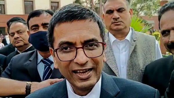 CJI डीवाई चंद्रचूड़ की नियुक्ति को चुनौती देने वाली PIL दिल्ली HC ने खारिज की, 1 लाख का जुर्माना लगाया