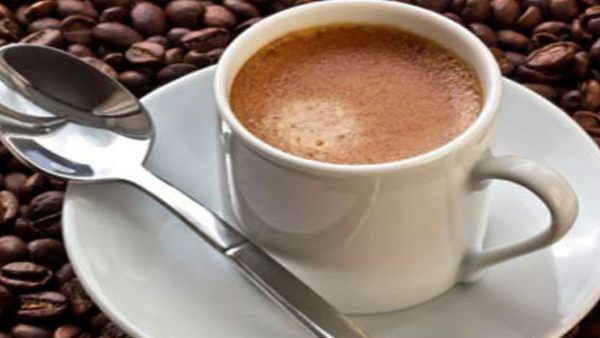 खाली पेट पीते हैं कॉफी तो हो जांए सावधान! बिगड़ सकता है आपका स्वास्थ्य, होगा ये नुकसान