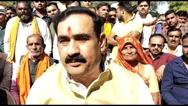 Datia news: कमलनाथ पर साधा गृहमंत्री ने निशाना, कहा-हिंदू धर्म की आस्थाओं पर कुठाराघात बंद करिए