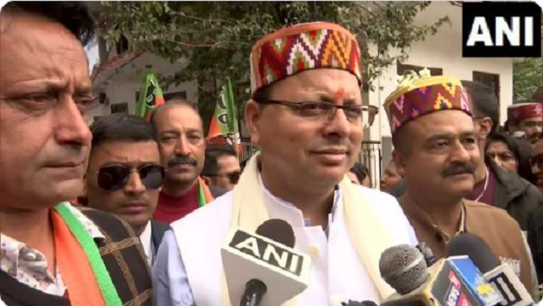 Himachal Pradesh Election 2022: 'इस बार भी बनेगी डबल इंजन की सरकार', कांग्रेस पर निशाना साधते हुए बोले CM धामी
