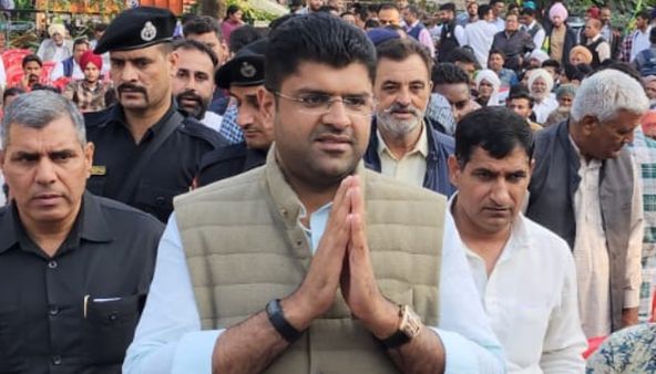 इनेलो पर दुष्यंत चौटाला का तंज, बोले- हमें तोड़ने की चाह रखने वाले अपना संगठन तक नहीं संभाल पाए