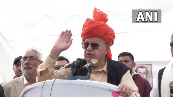 Farooq Abdullah: फारुख अब्दुल्ला ने कहा-वे चुनाव में खूब चिल्लाएंगे हिंदू खतरे में है...झांसे में मत आना