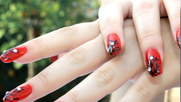 लड़की 'दाएं' और 'बाएं' में हमेशा होती थी कन्‍फ्यूज, लोगों के चिढ़ाने से तंग आकर किया ये परमानेंट इलाज