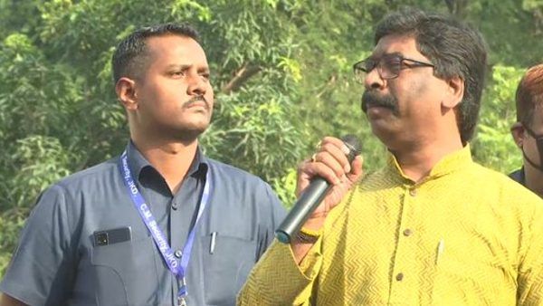 Hemant Soren corruption case: ईडी के खिलाफ हेमंत सोरेन की ललकार का मतलब क्या है?