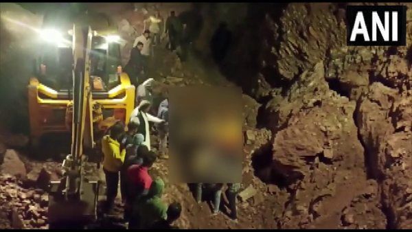 Himachal Pradesh: स्कूल निर्माण के दौरान हादसा, 3 मजदूरों की मौत