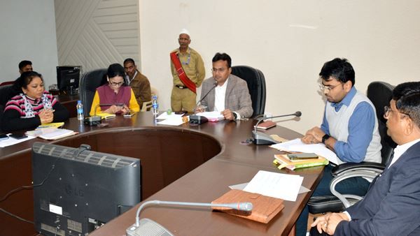 Jabalpur News: जबलपुर में अब वीडियो कॉलिंग के जरिए होगी मॉनीटरिंग, हर स्कूल का कम्युनिकेशन प्लान अब जरुरी