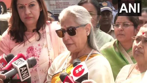 मंत्री अब्दुल सत्तार पर भड़कीं महिला नेता, राज्यपाल से की मुलाकात, जया बच्चन बोलीं- अपमान नहीं होगा बर्दाश्त