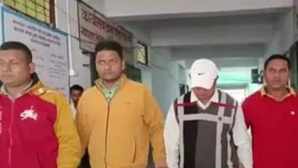 Rewa news : दूसरी बार रिश्वत लेते हुए पटवारी को लोकायुक्त की टीम ने रंगे हाथ गिरफ्तार किया