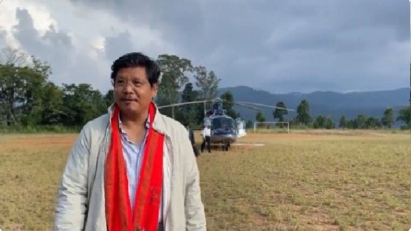 मेघालय सीएम कोनराड संगमा के हेलीकॉप्टर की खराब मौसम के कारण आपात लैंडिंग, Video किया पोस्ट