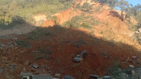 मिजोरम में पत्थर की खदान ढही, 15 मजदूरों के फंसे होने की आशंका