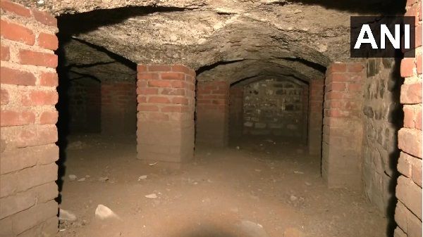 मुंबई के जेजे अस्पताल में मिली ब्रिटिश जमाने की 132 साल पुरानी सुरंग, अब खुलेंगे कुछ और राज