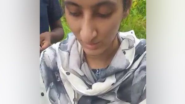 प्रेमी से मिलने सीमा पार से आई पाकिस्तानी युवती जेल में बंद, जमानत मिलने पर भी नहीं लौट पाई अपने मुल्क