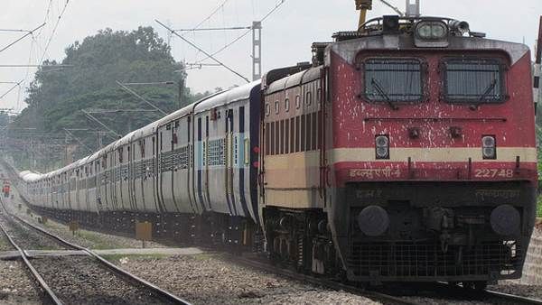 रेल मंत्रालय का बड़ा ऐलान, किसान आंदोलन के दौरान दर्ज मुकदमे होंगे वापस