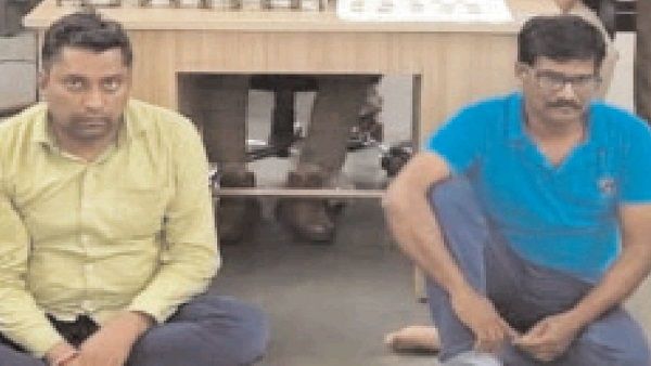 Sagar News : रेलवे का गार्ड गुजरात में 1.17 करोड़ का सोना-नकदी लिए गिरफ्तार, सस्पैंड