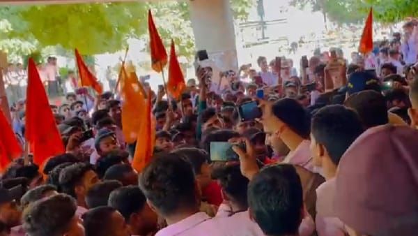 Sidhi News : संजय गांधी कॉलेज में असुरक्षित छात्राएं, सुरक्षा की उठाई मांग