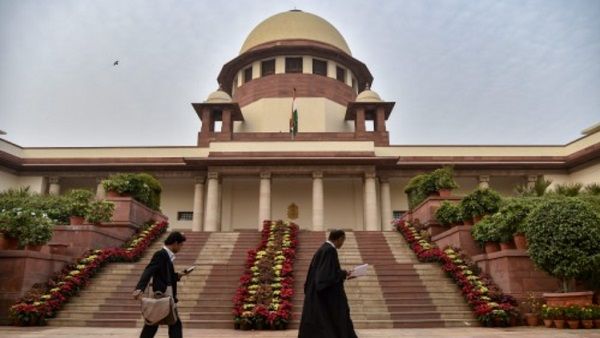 देश को ऐसे चुनाव आयुक्त की जरूरत जो पीएम के खिलाफ कार्रवाई कर सके- SC