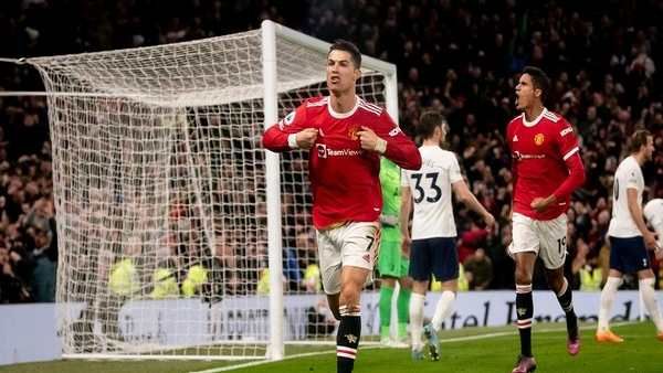 Cristiano Ronaldo ने तोड़ा फैन का फोन, दो मैच का बैन और 50 हजार पाउंड जुर्माना, FIFA में पुर्तगाल का क्या ?