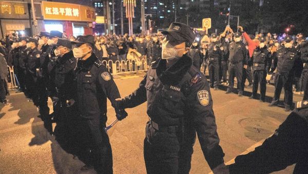 Protests in China: चीन के लिए मुसीबत बन गया है तानाशाही कम्युनिस्ट शासन