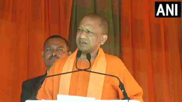 'संकट के समय दुनिया भारत की ओर देखती है', हिमाचल के पालमपुर में गरजे CM Yogi Adityanath
