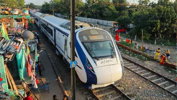 Vande Bharat Express:11 नवंबर से चेन्नई-मैसूर के बीच दौड़ेगी 5वीं वंदे भारत ट्रेन, किराया-समय और पूरी डिटेल