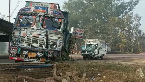 Kanpur : भयानक सड़क हादसे में एक ही परिवार के तीन सगे भाइयों की मौत, परिवार में मचा कोहराम