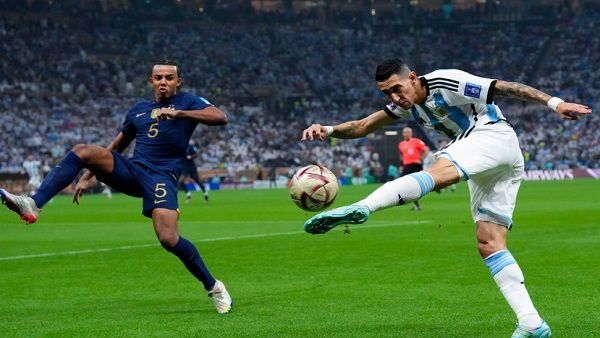 France vs Argentina Final: पहले हाफ में अर्जेंटीना की दहाड़, स्कोर 2-0