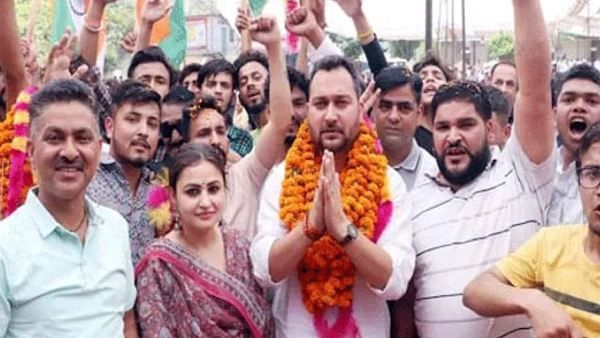 हमीरपुर सीट: जिस नेता को बीजेपी-कांग्रेस ने नहीं दिया टिकट, उसने निर्दलीय ही लहराया परचम