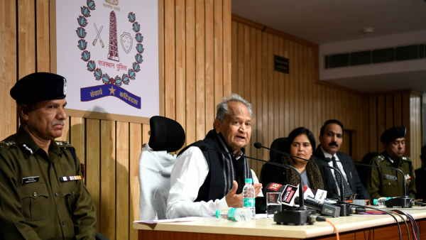 Rajasthan के मुख्यमंत्री अशोक गहलोत ने हिमाचल में ओपीएस को दिया जीत का श्रेय, गुजरात को लेकर यह बोले गहलोत