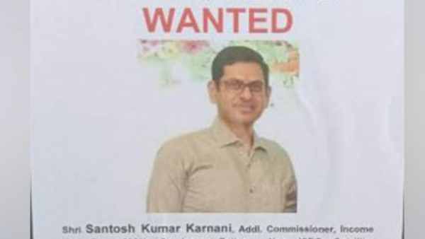 30 लाख रुपये रिश्वत का आरोप, CBI जांच में सहयोग नहीं कर रहे IRS अधिकारी संतोष, वांटेड पोस्टर जारी
