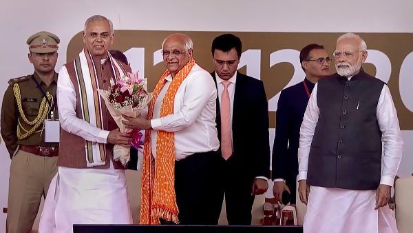 गुजरात: दूसरी बार भूपेंद्र पटेल की ताजपोशी, 16 मंत्रियों ने भी ली शपथ