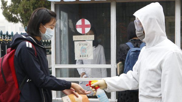 भारत में कोरोना को लेकर सख्ती, 1 जनवरी से इन 6 देशों से आने वालों का RT-PCR टेस्ट अनिवार्य