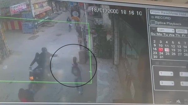Delhi Acid Attack: 'एसिड उसकी दोनों आंखों में चला गया है', पीड़ित छात्रा के पिता ने बताया बेटी का हाल