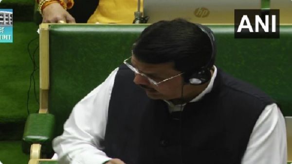 'कोई महिला शिकार न हो, इसके लिए महाराष्ट्र में भी बनेगा लव जिहाद पर कानून', विधानसभा में बोले देवेंद्र फडणवीस