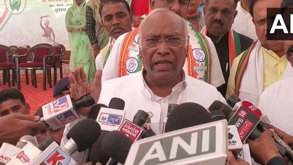 कांग्रेस अध्यक्ष मल्लिकार्जुन खड़गे का दावा-गुजरात चुनाव में हमें बहुमत मिलेगा