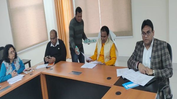 Uttarakhand: धामी सरकार का बड़ा फैसला, गर्भवती महिलाओं को मिलेगी बर्थ वेटिंग होम की सुविधा