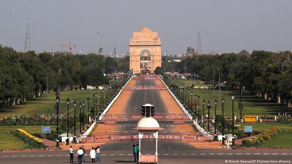 भारत समेत सात देशों में लोकतंत्र में भारी गिरावटः रिपोर्ट