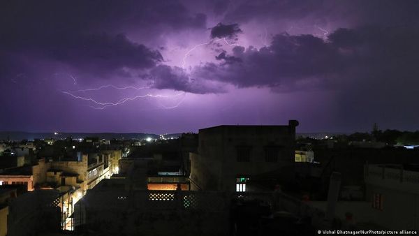 भारत में बिजली गिरने से सालभर में 907 मौतें