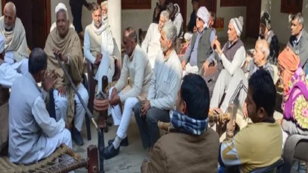 Greater Noida : दादरी में 21 गावों के किसानों की महापंचायत, AAP सांसद संजय सिंह होंगे शामिल