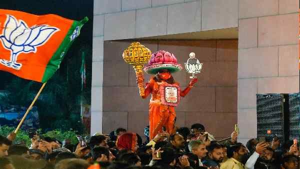 Gujarat Election Results: गुजरात चुनाव में बीजेपी की रिकॉर्ड जीत की 5 वजहें