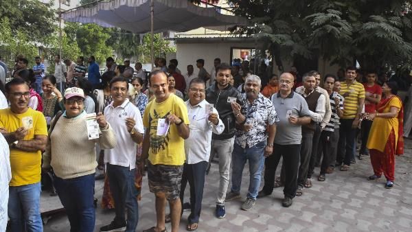 Axis My India Exit Poll: गुजरात में फिर बीजेपी का जादू, जबरदस्त जीत का अनुमान