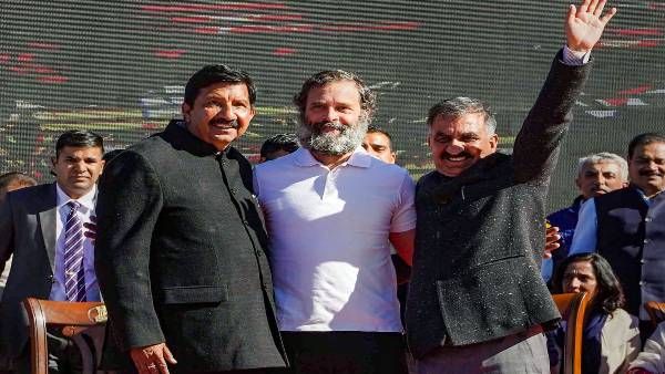 Himachal: हिमाचल में नए दौर का आगाज, सुखविंदर सुक्खू ने सीएम और मुकेश अग्निहोत्री ने डिप्टी सीएम की ली शपथ