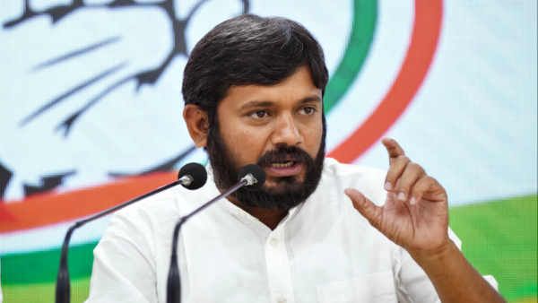 Air India Pee-Gate: कैंपस में खुले में पेशाब करने को लेकर BJP ने कन्हैया कुमार पर साधा निशाना