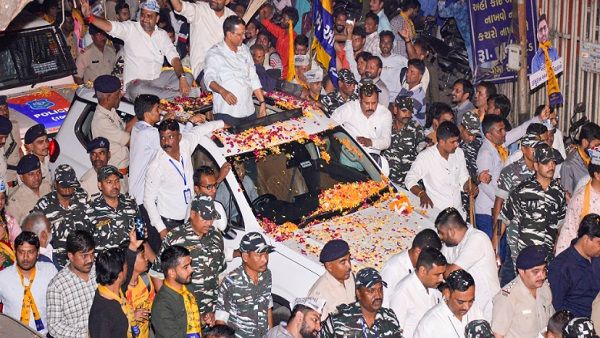 Gujarat Exit Poll: गुजरात में बड़ी जीत के बाद भी BJP के लिए AAP ने बजा दी है खतरे की घंटी