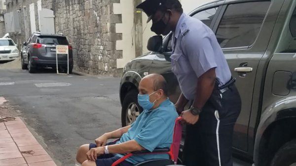 भगोड़े मेहुल चोकसी की मुश्किलें बढ़ीं, CBI ने दो नई FIR दर्ज की