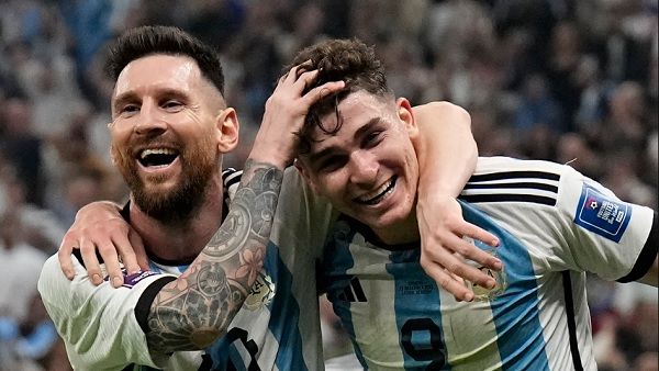 अर्जेंटीना और फ्रांस में कौन जीतेगा FIFA World Cup 2022, क्या मेसी को मिलगी परीकथा सरीखी विदाई?