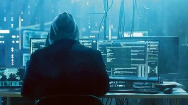 Dark Web : इंटरनेट की ‘काली दुनिया’ जहां खुलेआम बिकता है आपका निजी डेटा